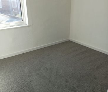 St Hugh Street, Lincoln, Lincolnshire, LN2 - Photo 5