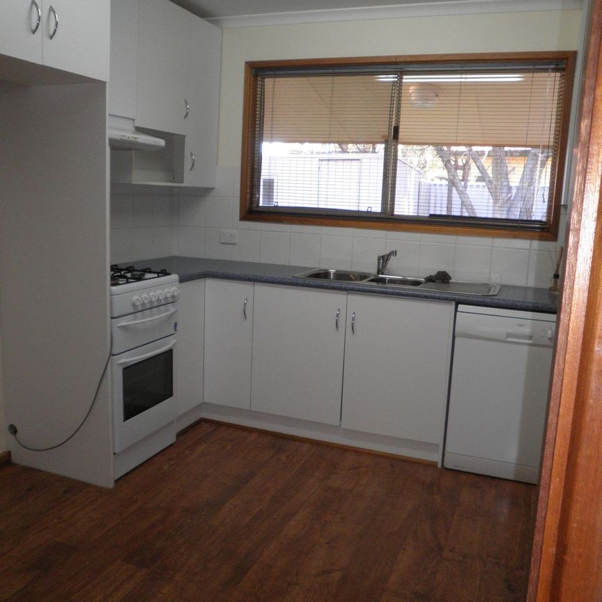 Neat 3 Bedroom Home - Photo 1