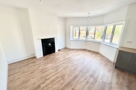 Bitterne Road West - Photo 2