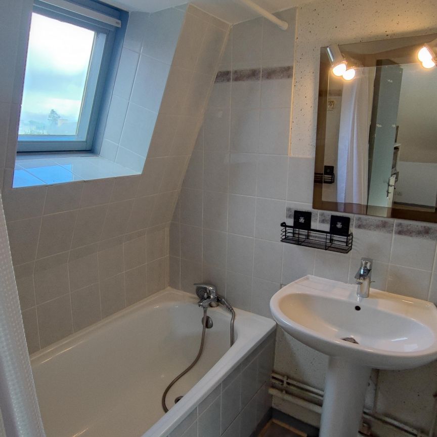 Location Appartement 1 pièce 18m² PLELAN LE GRAND 35380 - Photo 1
