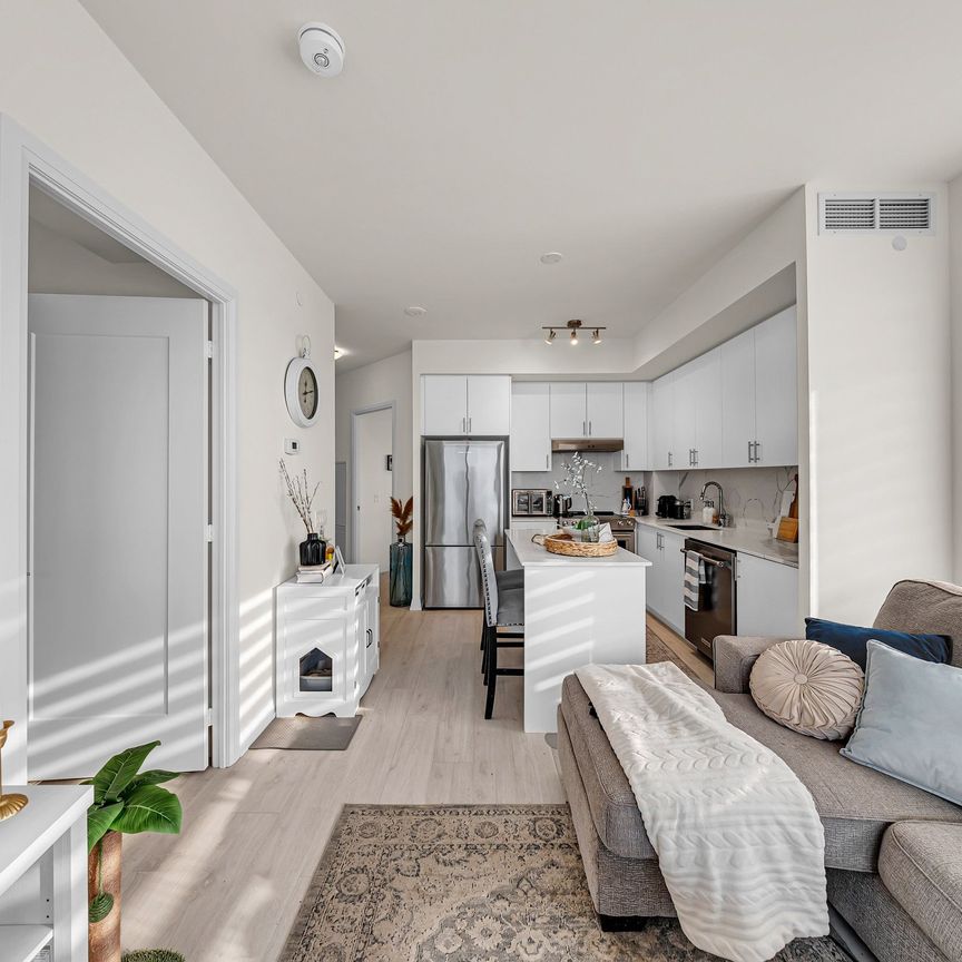 For Lease - 9000 Jane Street Unit# 427, Vaughan, Ontario - Photo 1