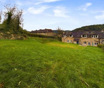 4 bedroom semi-detached house to rent - Photo 2