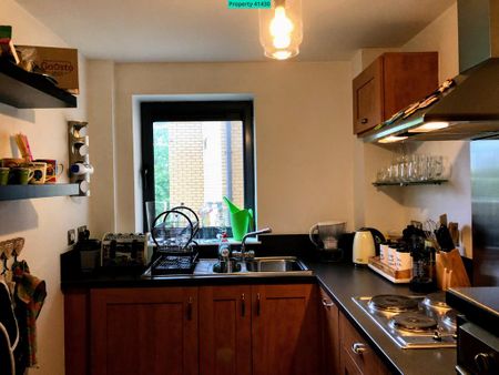 2 bedroom flat to rent - Photo 2