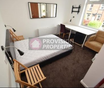 5 Bedroom Houses to Rent in Leeds - Photo 1