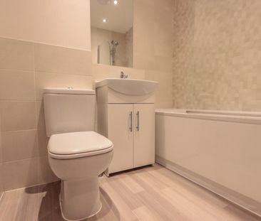 Skyline House, Swingate, Stevenage - Photo 6