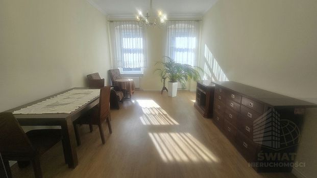 Ładne 2 pokoje na Mickiewicza blisko Uniwersytetu. - Photo 1