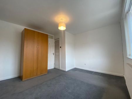 2 bedroom property to rent - Photo 3