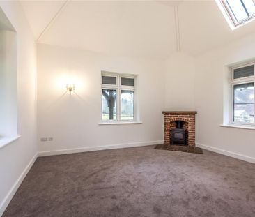 3 bedroom bungalow to rent - Photo 1