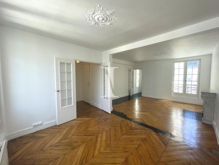 Location Appartement 2 pièces 52m² PARIS 6ème - Photo 2