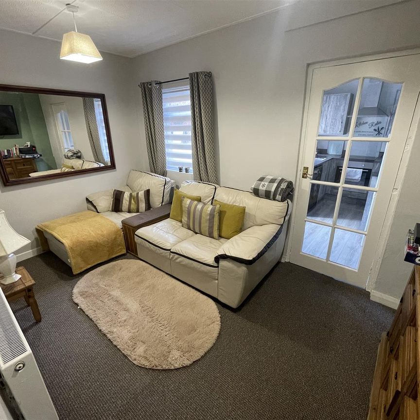 23 Springfield Drive, - Photo 1