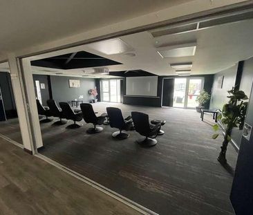 Spring Place - Studio - Some Bills Included - Dumfries Street, LU1 - Photo 6