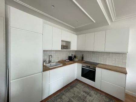 Appartement - 2 pièces - 40,63 m² - Versailles - Photo 4