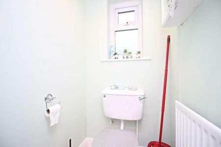 Glenroy Gardens, Chester Le Street, DH2 - Photo 4