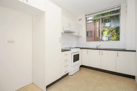 Parkside Living with Sunny Aspects - Photo 2