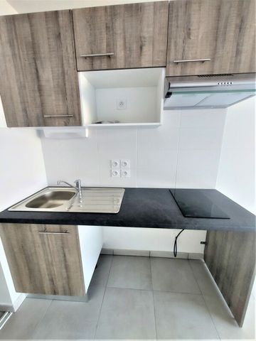 Location Appartement 2 pièces 42m² TOULOUSE 31200 - Photo 3