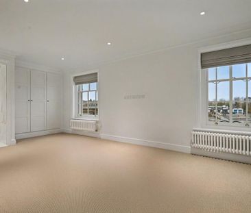 4 bedroom terraced house to rent - Photo 2