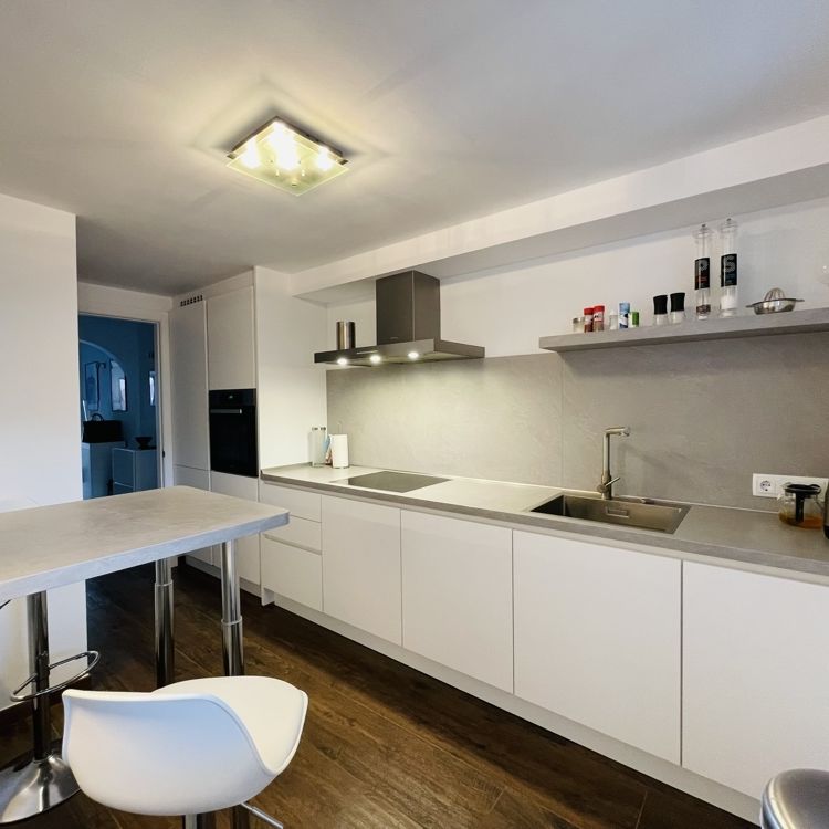 Beautiful sea view penthouse on the harbor of Port Adriano - Photo 1