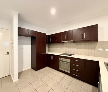 Modern 2-Bedroom Unit Ready to Move In - Photo 4