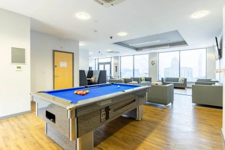 4 Bed Ensuite - Photo 5