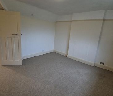 3 bedroom detached house to rent - Photo 5