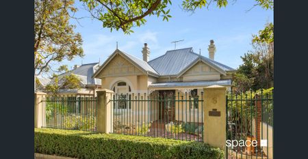 UNFURNISHED CHARACTER HOME - Photo 2