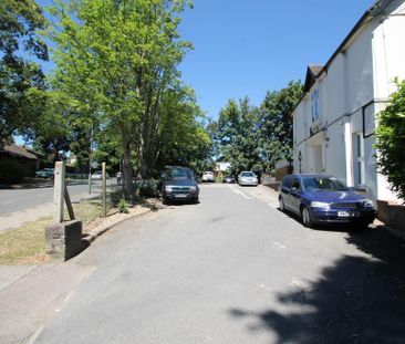 Studio to rent - Photo 6