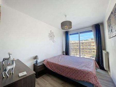 Location Appartement 3 pièces Meublé 65m² AJACCIO 20090 - Photo 4