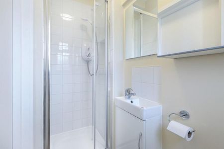 Studio to rent - Photo 5
