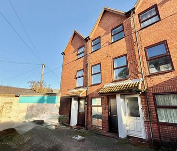 Town Wall Mews, Great Yarmouth - Photo 1