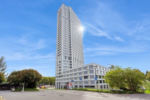 modern living in the Bäretower = unique and spectacular - Photo 1