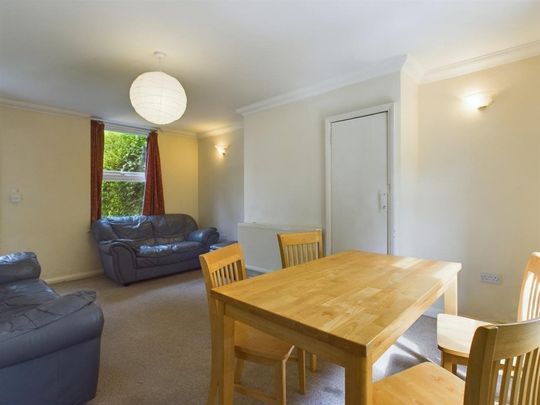 The Highway, Brighton, East Sussex - Photo 1