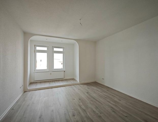 VIER ZIMMER sofort einzugsbereit - Foto 1