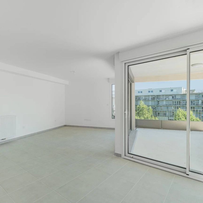 Rental Apartment Bordeaux Saint-Jean - Photo 1