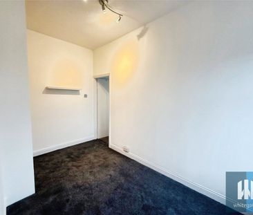 Cadogan Avenue, Lindley, Huddersfield, HD3 - Photo 6