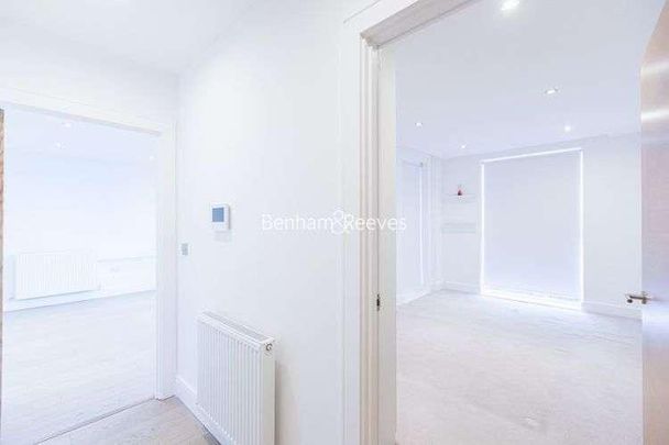 Levett Square, Kew, TW9 - Photo 1