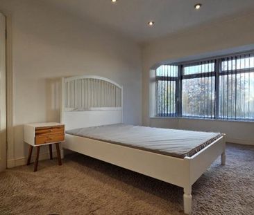 5 bedroom terraced house to rent - Photo 4