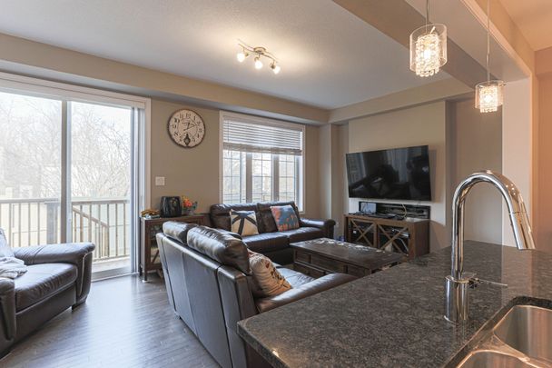 For Lease - 3353 Mockingbird Common Drive, Oakville, Ontario - Photo 1