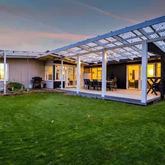 Charming 3BR Home in Hawera - Photo 1