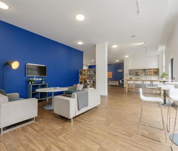 Studio to rent - Photo 2