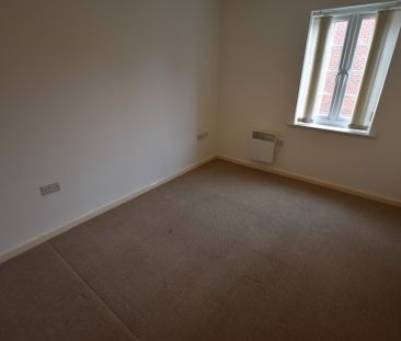 Langcliffe Place Radcliffe Manchester Lancashire - Photo 3