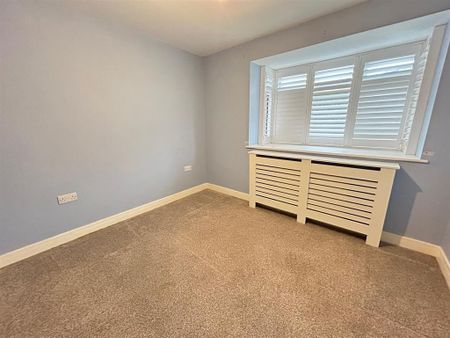 2 bedroom detached bungalow to rent - Photo 4