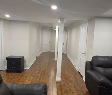 For Lease - 3144 Clipperton Drive, Mississauga, Ontario - Photo 5