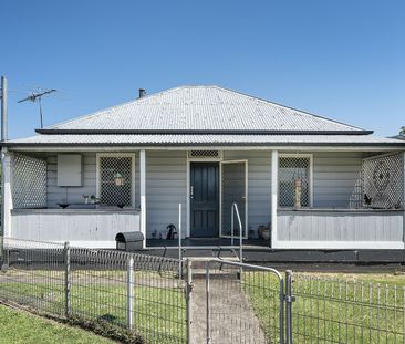 Coastal Cottage In Bulli - Photo 1