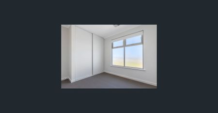 Contemporary home boasting light filled spaces - Photo 5