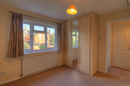 Greenhill Gardens, Evesham - Photo 3