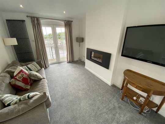 3 Priory Park, Off Bangor Road, Holywood, BT18 0LG - Photo 1