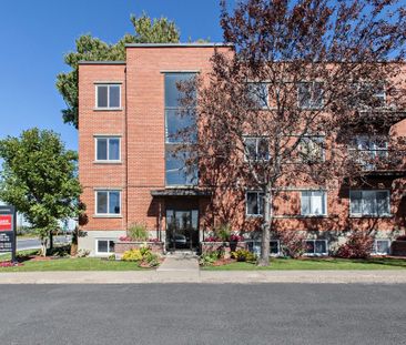 265 Riverside Drive - 1 Bedroom - 265 Rue Riverside, Saint-Lambert - Photo 2