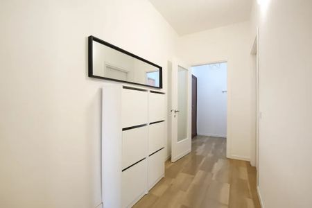 Via Privata Mauro Rota, Milan, Lombardy 20125 - Photo 2