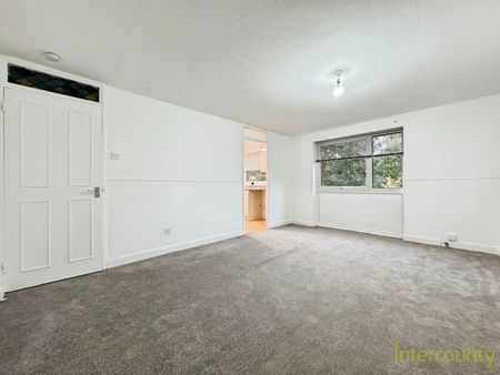 Ross Close, CB11, Saffron Walden - Photo 4