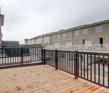 For Lease - 3256 Charles Fay Passage Unit# 8, Oakville, Ontario - Photo 2